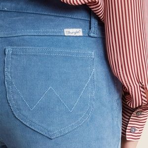 💛🌻Levi x Modcloth Courdoruly flare pant